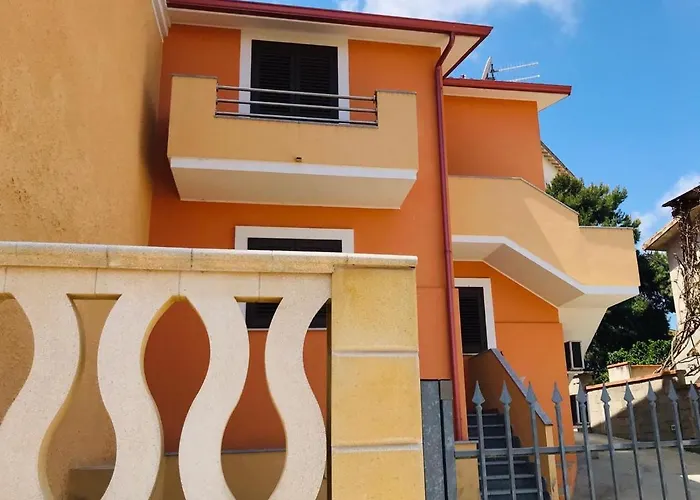 Nyaraló Le Di Loris *