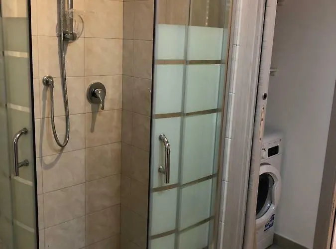 Nyaraló Le Di Loris *